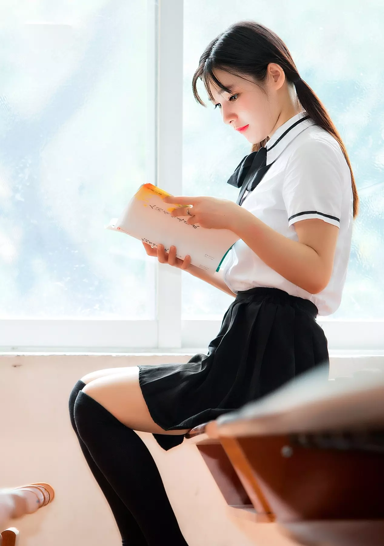 制服学生妹的青涩校园时光